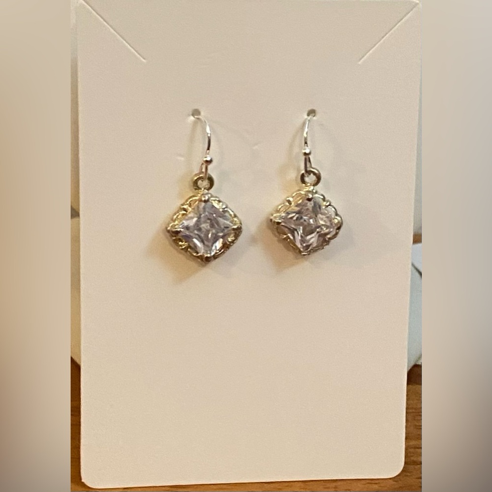 Vintage crystal earrings (new silver plated ear wires)